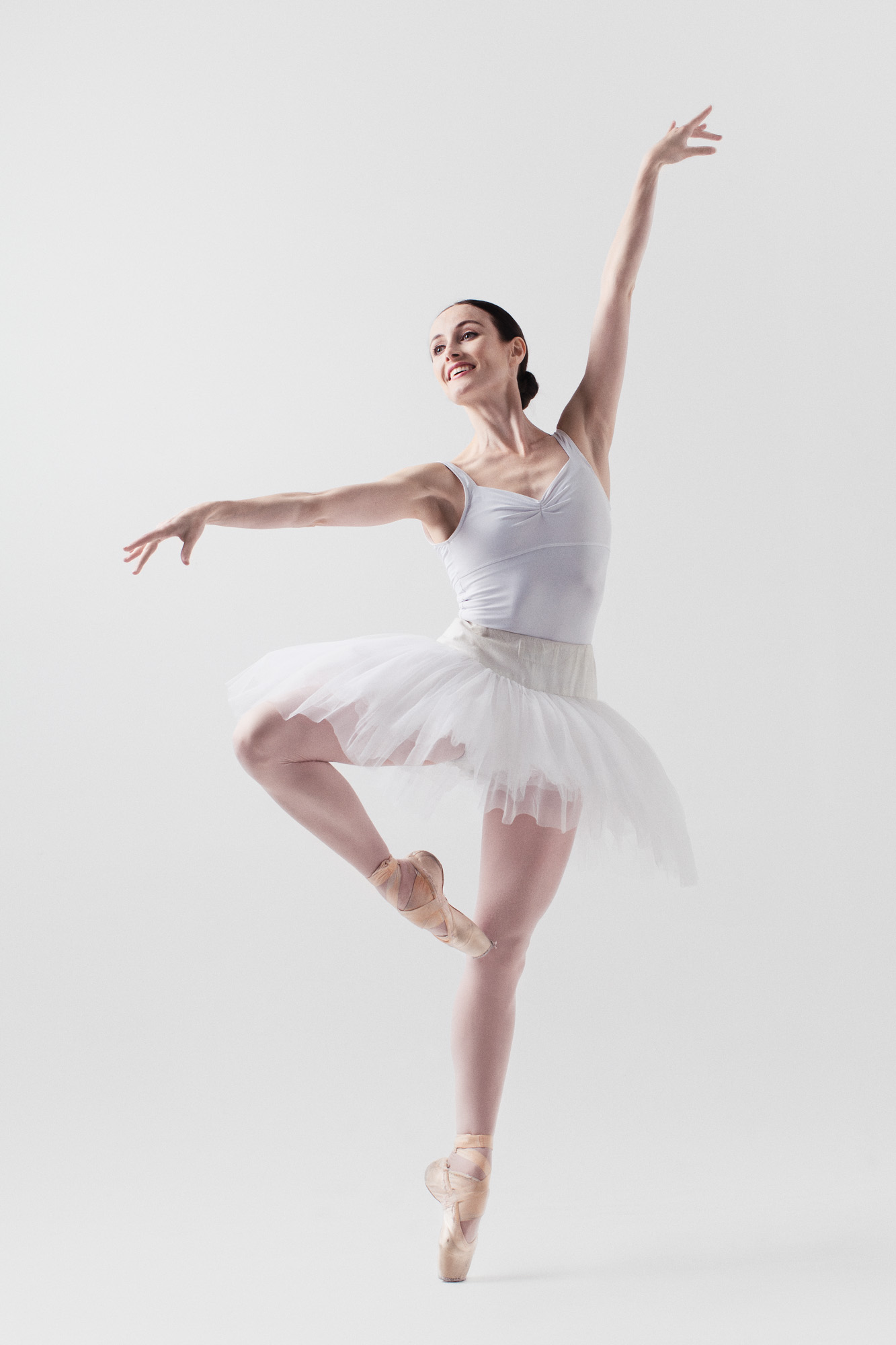 Amber Scott, The Australian Ballet Photo: Erik Sawaya (www.eriksawaya.com)