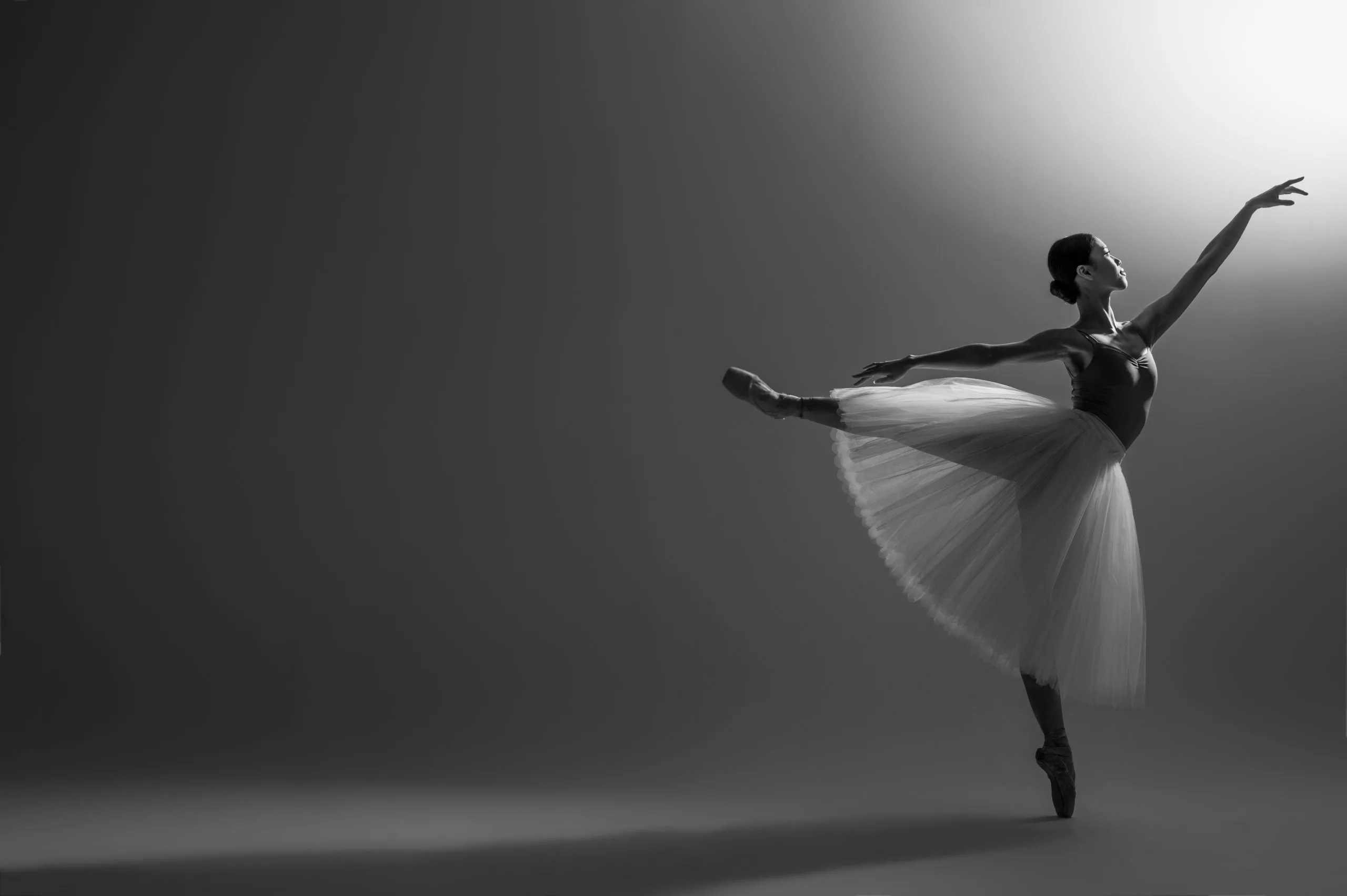Ako Kondo, The Australian Ballet Photo Niv Novak (www.nivnovak.com)